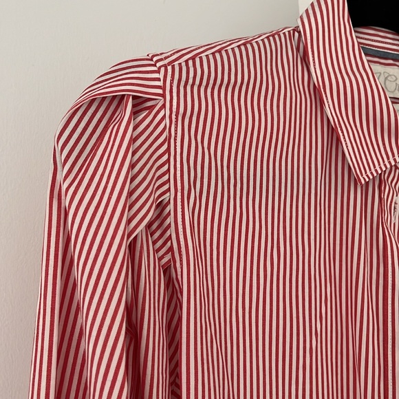 Puffed sleeved Blouse - Picture 3 of 5